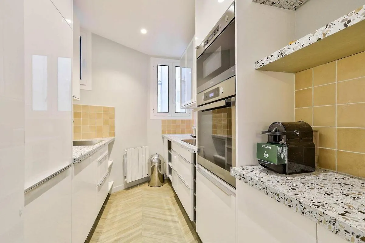 Stylish And New 2Br Flat In The Heart Of Paris Apartment